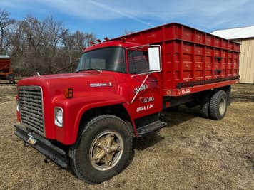 Main image International Loadstar 1600